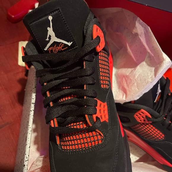 Jordan thunder 4s - Picture 3 of 4